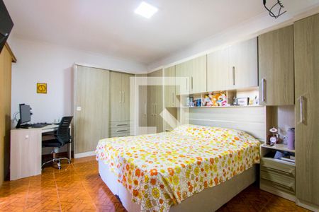 Casa à venda com 260m², 5 quartos e 4 vagas Casa à venda com 260m², 5 quartos e 4 vagasCasa 2 - Quarto 1