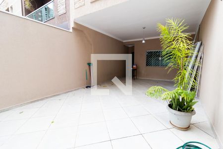 Casa à venda com 168m², 4 quartos e 4 vagas Casa à venda com 168m², 4 quartos e 4 vagasGaragem