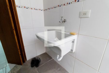 Casa à venda com 168m², 4 quartos e 4 vagas Casa à venda com 168m², 4 quartos e 4 vagasÁrea de Serviço