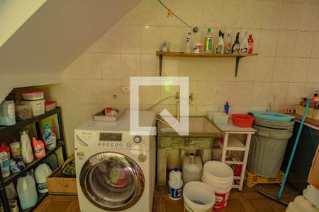 Casa à venda com 252m², 3 quartos e 5 vagas Casa à venda com 252m², 3 quartos e 5 vagasÁrea de Serviço