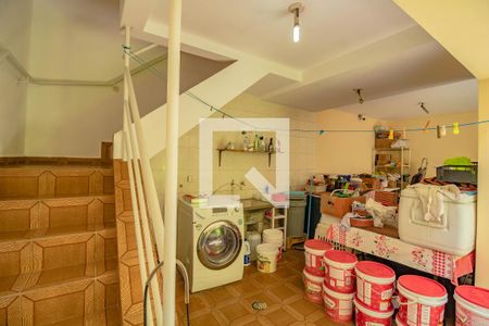 Casa à venda com 252m², 3 quartos e 5 vagas Casa à venda com 252m², 3 quartos e 5 vagasÁrea de Serviço