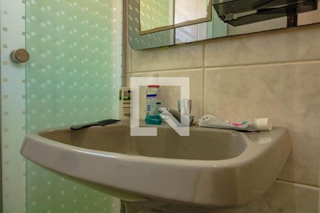 Casa à venda com 252m², 3 quartos e 5 vagas Casa à venda com 252m², 3 quartos e 5 vagasBanheiro 2