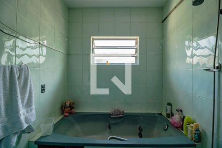 Casa à venda com 252m², 3 quartos e 5 vagas Casa à venda com 252m², 3 quartos e 5 vagasBanheiro 3