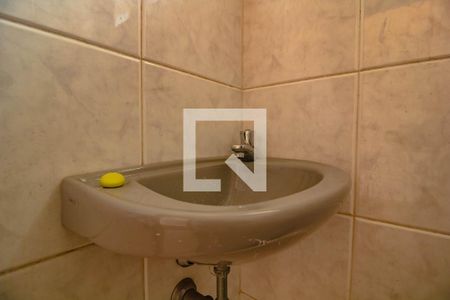 Casa à venda com 252m², 3 quartos e 5 vagas Casa à venda com 252m², 3 quartos e 5 vagasBanheiro