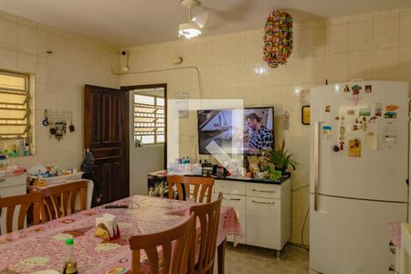 Casa à venda com 252m², 3 quartos e 5 vagas Casa à venda com 252m², 3 quartos e 5 vagasCozinha