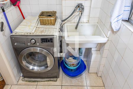 Apartamento à venda com 76m², 2 quartos e 1 vagaÁrea de Serviço