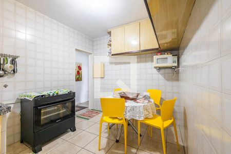 Apartamento à venda com 76m², 2 quartos e 1 vagaCozinha