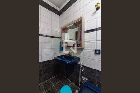 Casa à venda com 320m², 4 quartos e 3 vagasBanheiro da Suíte 2