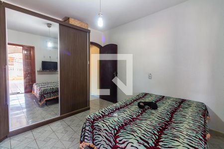 Casa à venda com 320m², 4 quartos e 3 vagasSuíte 2