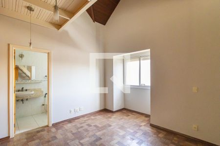 Casa de condomínio à venda com 330m², 3 quartos e 6 vagasQuarto da suíte 2