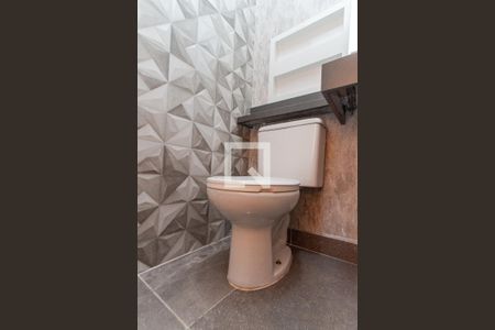 Lavabo   de casa para alugar com 3 quartos, 150m² em Jardim Virginia Bianca, São Paulo