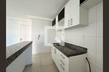 Apartamento à venda com 48m², 2 quartos e 1 vaga Apartamento à venda com 48m², 2 quartos e 1 vagaCozinha