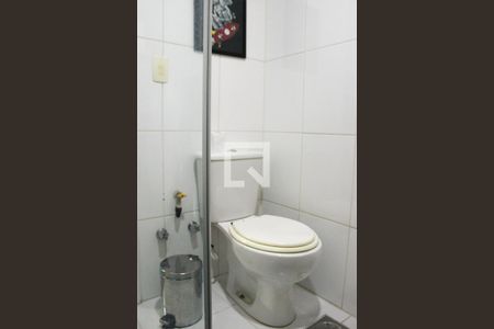 Apartamento à venda com 89m², 2 quartos e 1 vaga Apartamento à venda com 89m², 2 quartos e 1 vagaBanheiro