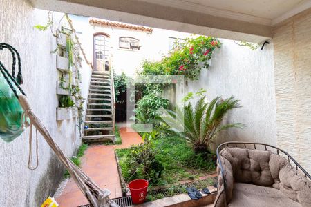 Casa à venda com 102m², 2 quartos e 1 vagaQuintal