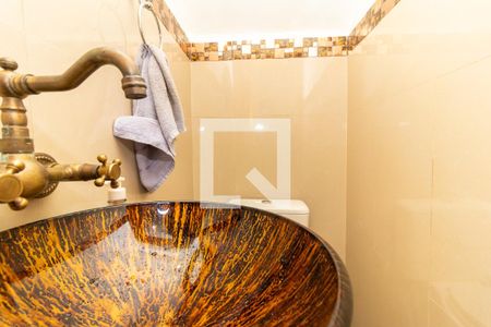 Casa à venda com 102m², 2 quartos e 1 vagaLavabo