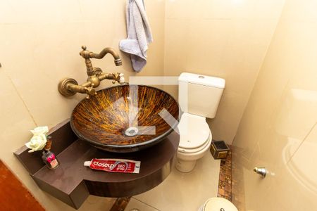 Casa à venda com 102m², 2 quartos e 1 vagaLavabo