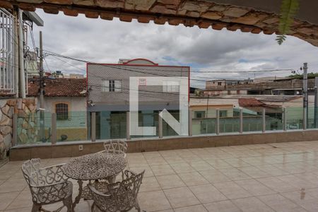 Apartamento à venda com 300m², 3 quartos e 1 vagaVaranda