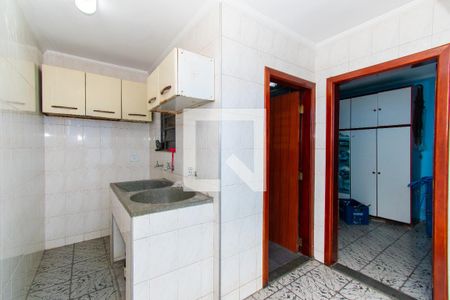 Casa à venda com 250m², 3 quartos e 4 vagas Casa à venda com 250m², 3 quartos e 4 vagasÁrea de Serviço