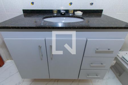 Casa à venda com 250m², 3 quartos e 4 vagas Casa à venda com 250m², 3 quartos e 4 vagasBanheiro da Suíte