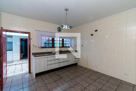 Casa à venda com 250m², 3 quartos e 4 vagas Casa à venda com 250m², 3 quartos e 4 vagasCozinha