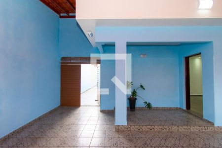 Casa à venda com 250m², 3 quartos e 4 vagas Casa à venda com 250m², 3 quartos e 4 vagasHall de entrada