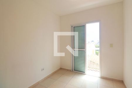 Suíte - Quarto 2 de apartamento à venda com 2 quartos, 50m² em Vila Camilopolis, Santo André
