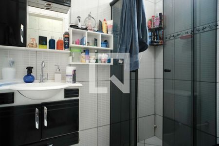 Casa à venda com 99m², 3 quartos e 1 vaga Casa à venda com 99m², 3 quartos e 1 vagaBanheiro