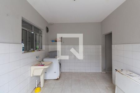 Casa à venda com 250m², 6 quartos e 3 vagasCasa 1 Área de Serviço