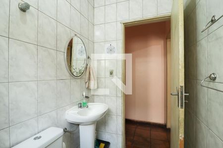 Casa à venda com 160m², 4 quartos e 2 vagasBanheiro Social