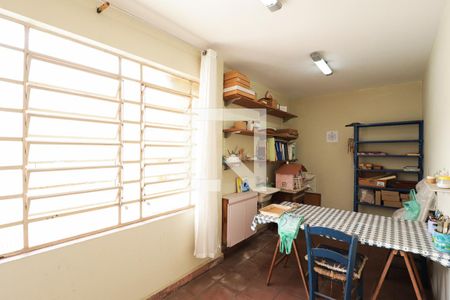 Casa à venda com 160m², 4 quartos e 2 vagasCômodo Externo/Ateliê