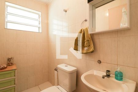 Casa à venda com 160m², 4 quartos e 2 vagasLavabo