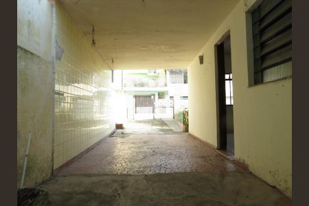 Casa à venda com 200m², 2 quartos e 2 vagasGaragem