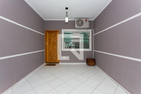 Casa à venda com 140m², 3 quartos e 2 vagas Casa à venda com 140m², 3 quartos e 2 vagasGaragem