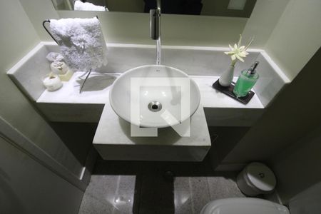 Apartamento à venda com 87m², 3 quartos e 2 vagasLavabo