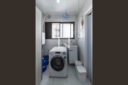 Apartamento à venda com 75m², 3 quartos e 1 vaga Apartamento à venda com 75m², 3 quartos e 1 vagaLavanderia