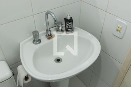 Apartamento à venda com 75m², 3 quartos e 1 vaga Apartamento à venda com 75m², 3 quartos e 1 vagaBanheiro Social