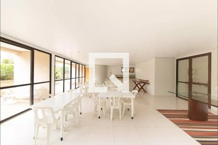 Apartamento à venda com 75m², 3 quartos e 1 vaga Apartamento à venda com 75m², 3 quartos e 1 vagaSalão de Festas