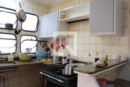 Casa à venda com 400m², 6 quartos e 5 vagasCozinha