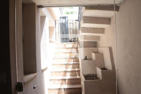 Casa à venda com 400m², 6 quartos e 5 vagasEscada