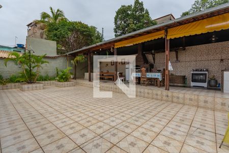 Casa à venda com 150m², 3 quartos e 2 vagas Casa à venda com 150m², 3 quartos e 2 vagasÁrea Gourmet