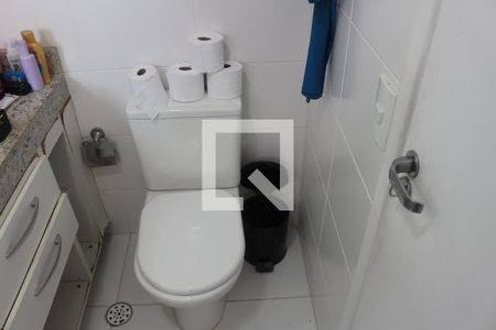 Apartamento à venda com 182m², 4 quartos e 3 vagasBanheiro da Suíte 4