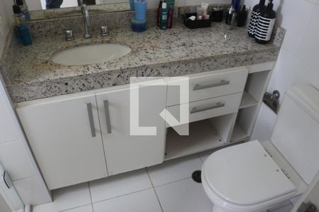 Apartamento à venda com 182m², 4 quartos e 3 vagasBanheiro da Suíte 1