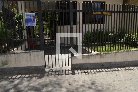 Apartamento à venda com 100m², 3 quartos e 1 vagaFachada e portaria