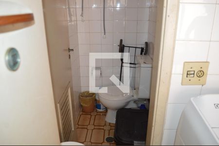 Apartamento à venda com 100m², 3 quartos e 1 vaga Apartamento à venda com 100m², 3 quartos e 1 vagaBanheiro de serviço