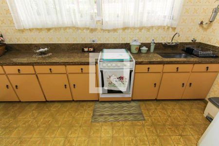 Casa para alugar com 233m², 4 quartos e 3 vagas Casa para alugar com 233m², 4 quartos e 3 vagasCozinha