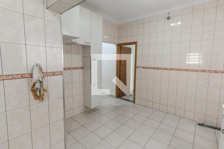 Casa à venda com 128m², 2 quartos e 2 vagas Casa à venda com 128m², 2 quartos e 2 vagasCozinha