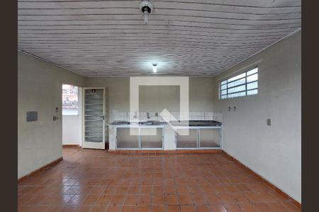 Casa à venda com 242m², 2 quartos e 2 vagasCozinha da Edícula