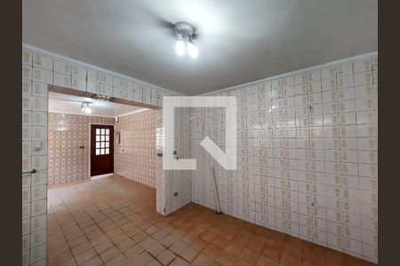 Casa à venda com 242m², 2 quartos e 2 vagasCozinha