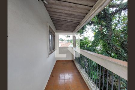 Casa à venda com 242m², 2 quartos e 2 vagasVaranda da Edícula