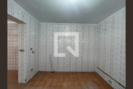 Casa à venda com 242m², 2 quartos e 2 vagasCozinha